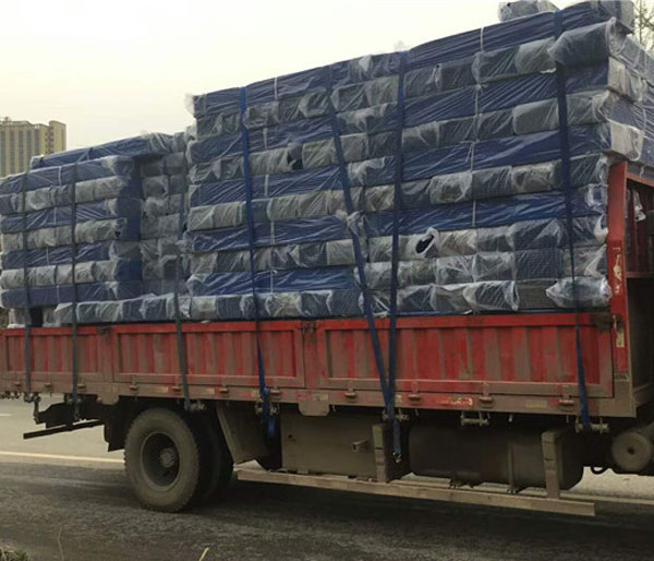 圍擋安裝施工現場